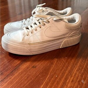 Nike Court Legacy Lift Women's Low-Top Platform Sneakers -White